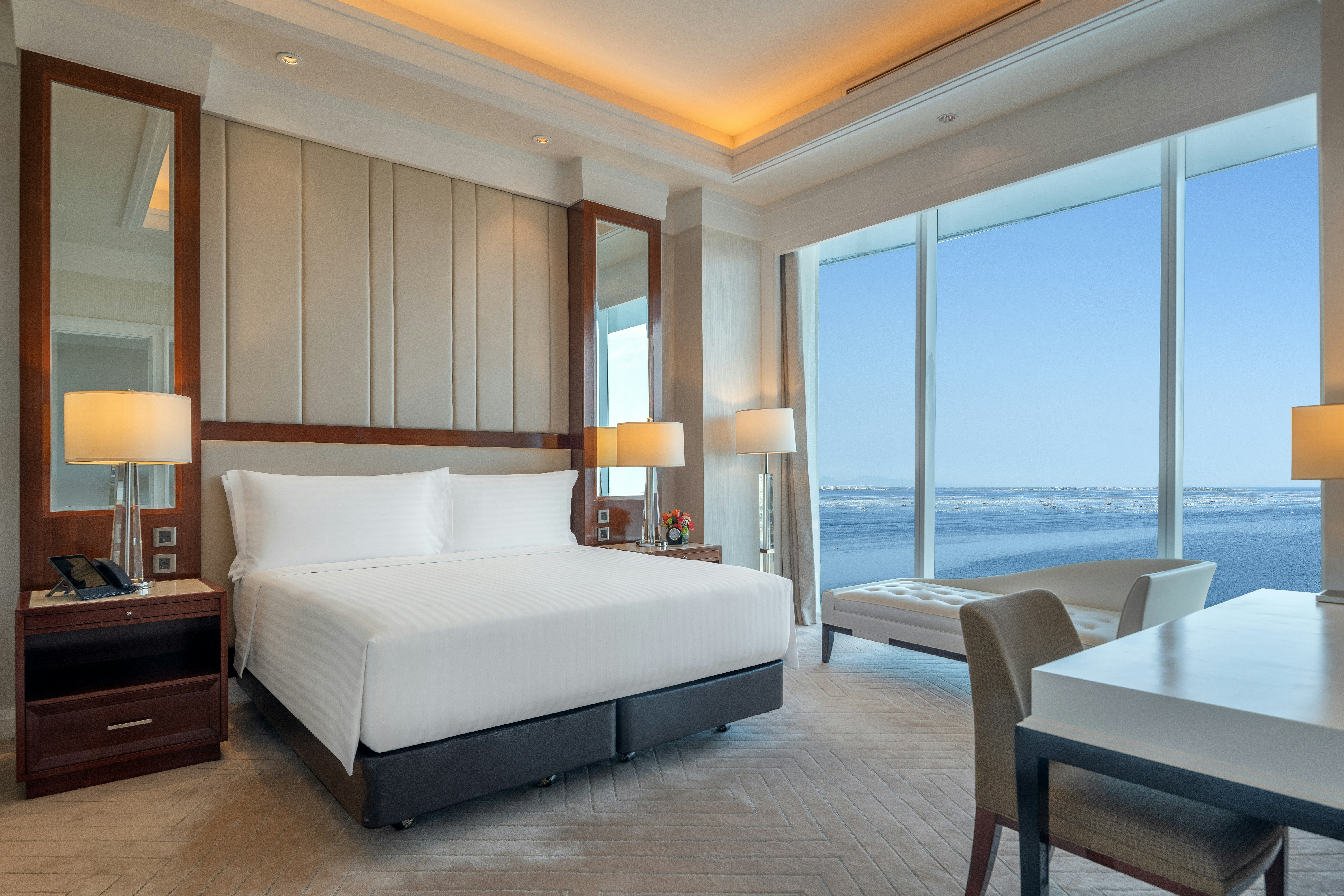 Prestige Suite Bay