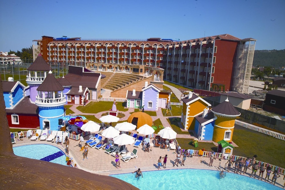 Rox Royal Hotel 48/67