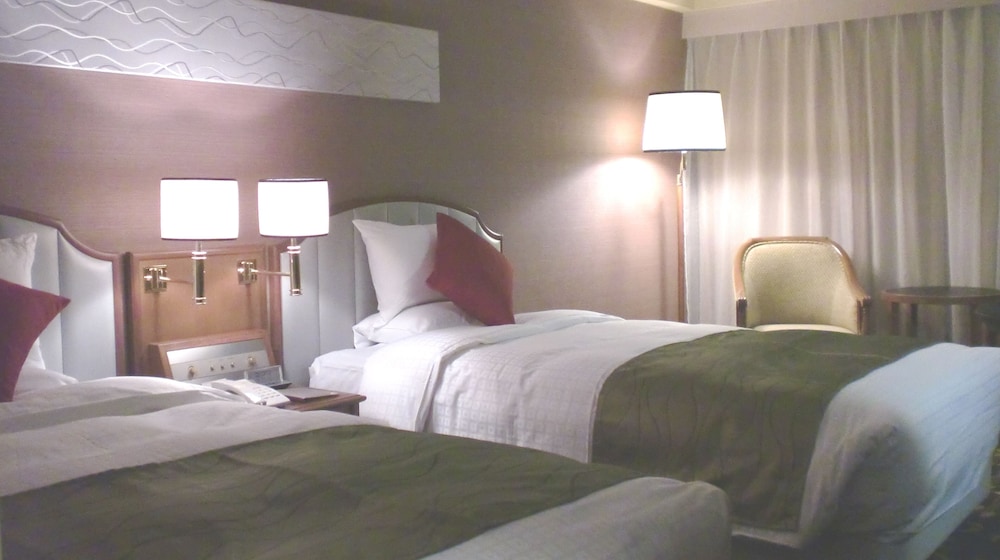 Crowne Plaza Ana Nagasaki Gloverhill 27/78