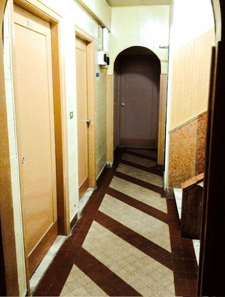 Regis Hotel photo3