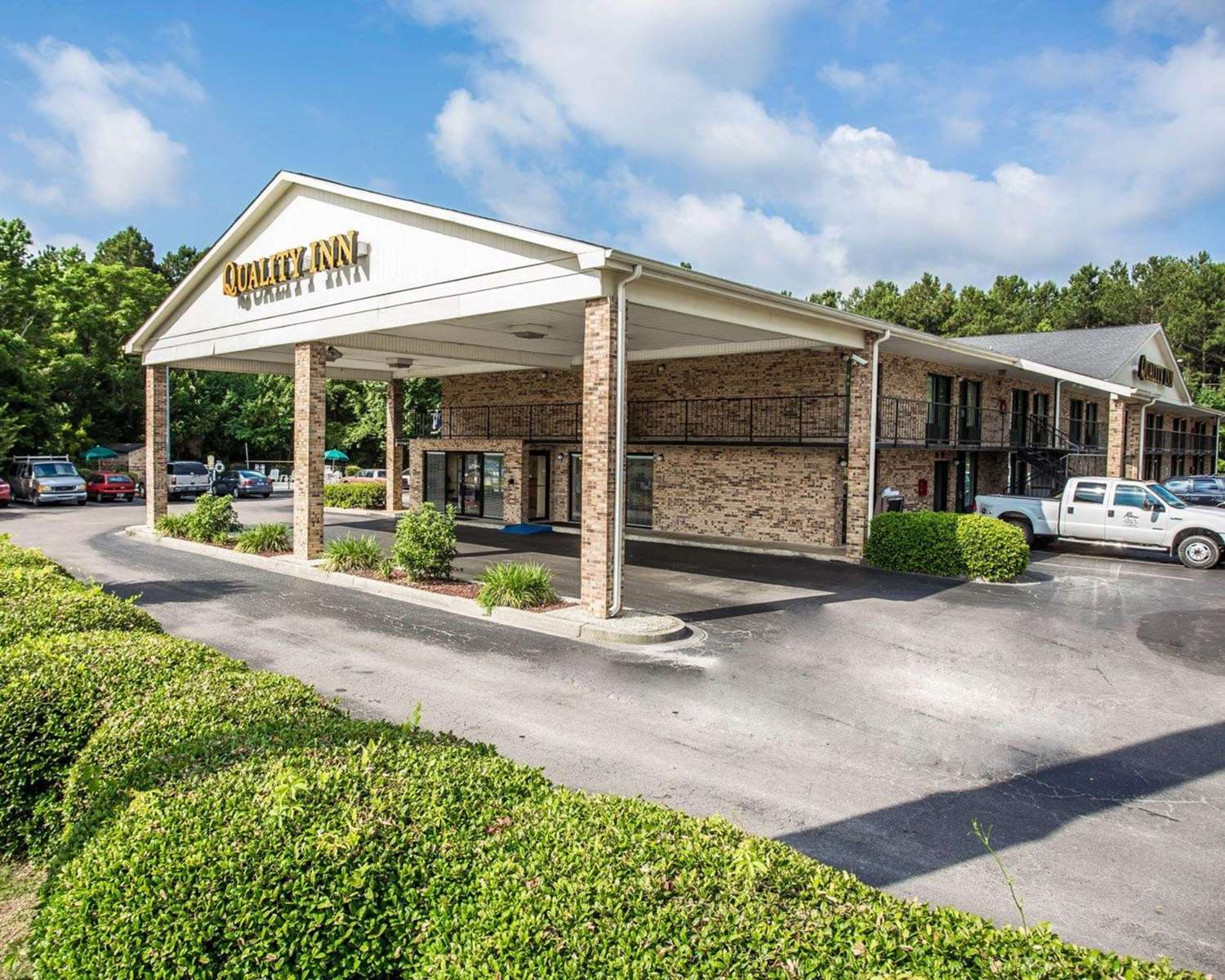 Quality Inn Manning I-95 8/11