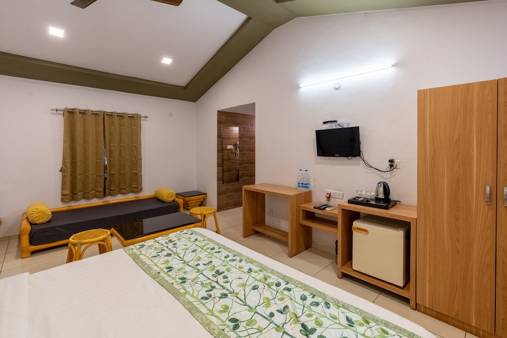 SAAVAJ RESORT 15/36