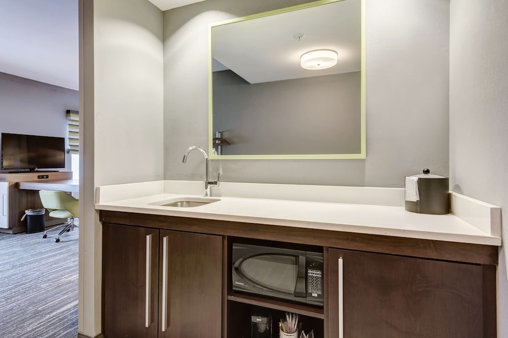 Hampton Inn St. Louis Wentzville MO 20/57