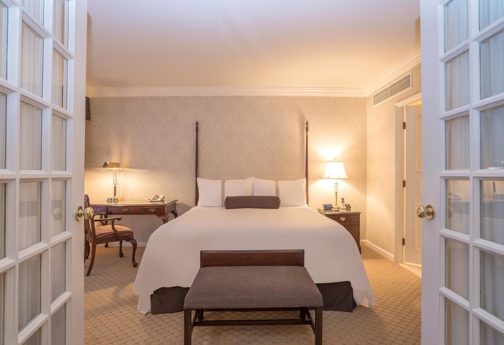 Sutton Place Hotel 18/55