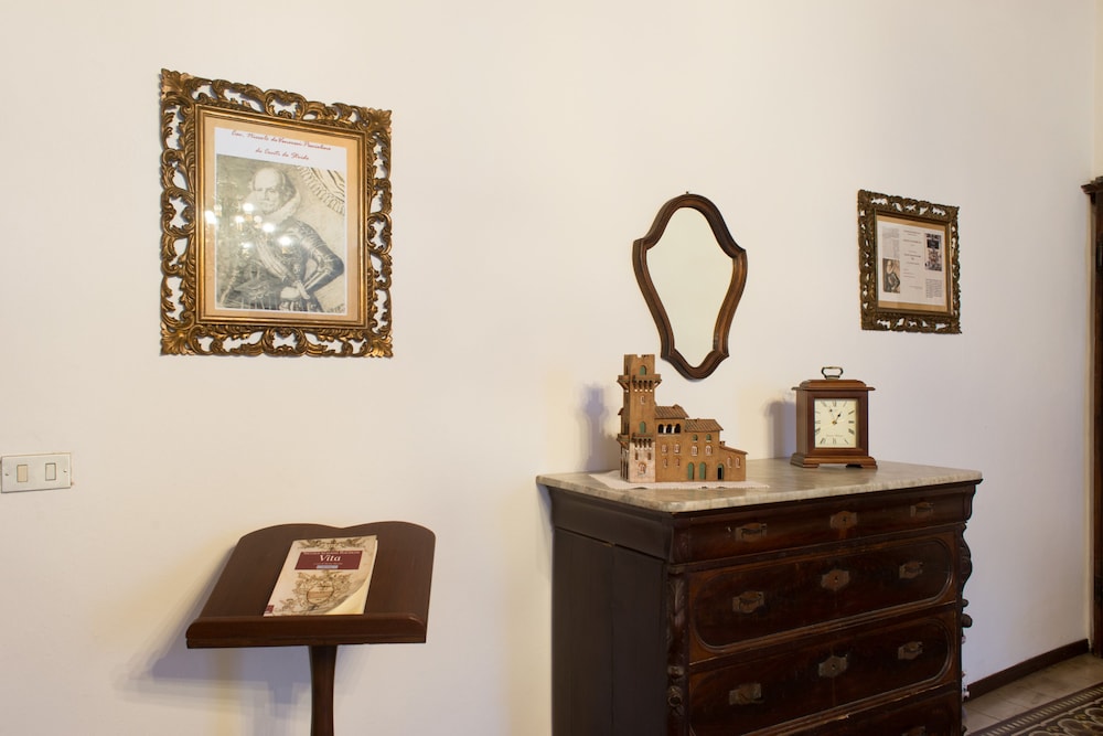 Residenza D'epoca Palazzo Buonaccorsi 9/46