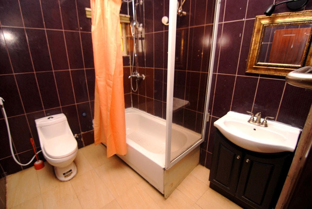 Nest Suite & Spa 22/23