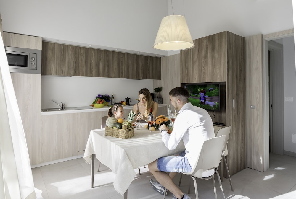 VELA BLU CAMPING VILLAGE 46/67