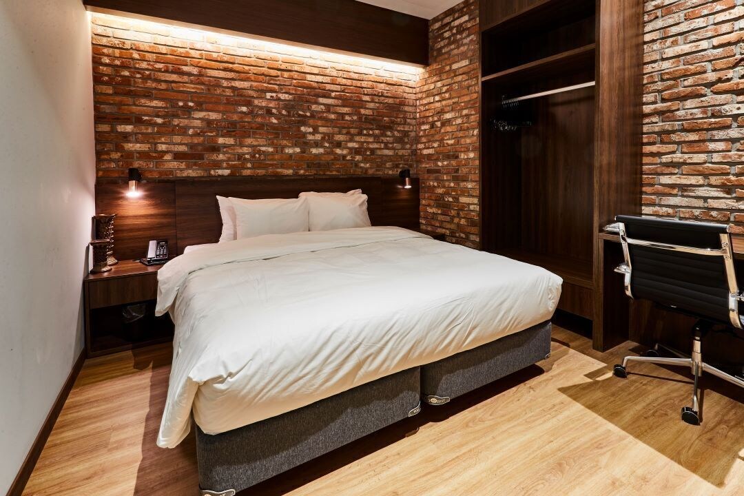 SERENITY, PREMIUM, SAUNA