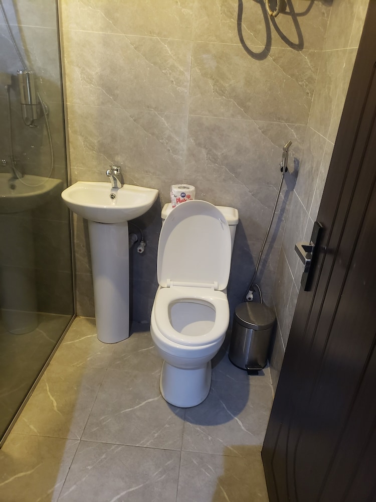 Foramot Suite 21/24
