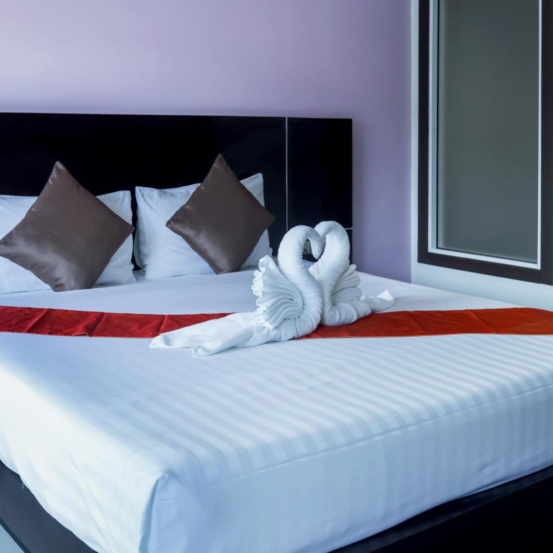 غرفة ديلوكس بسرير مزدوج بحوض استحمام، Zephyr Grand Hotel 3/8