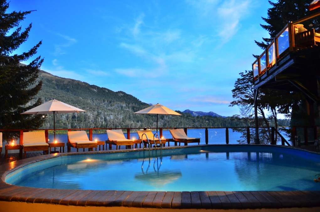 Dos Bahias Lake Resort 44/48