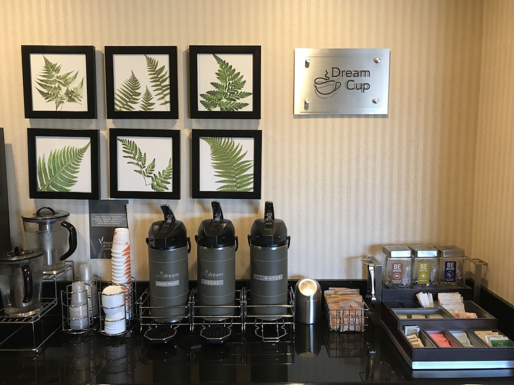 Sleep Inn & Suites Bakersfield North 33/46