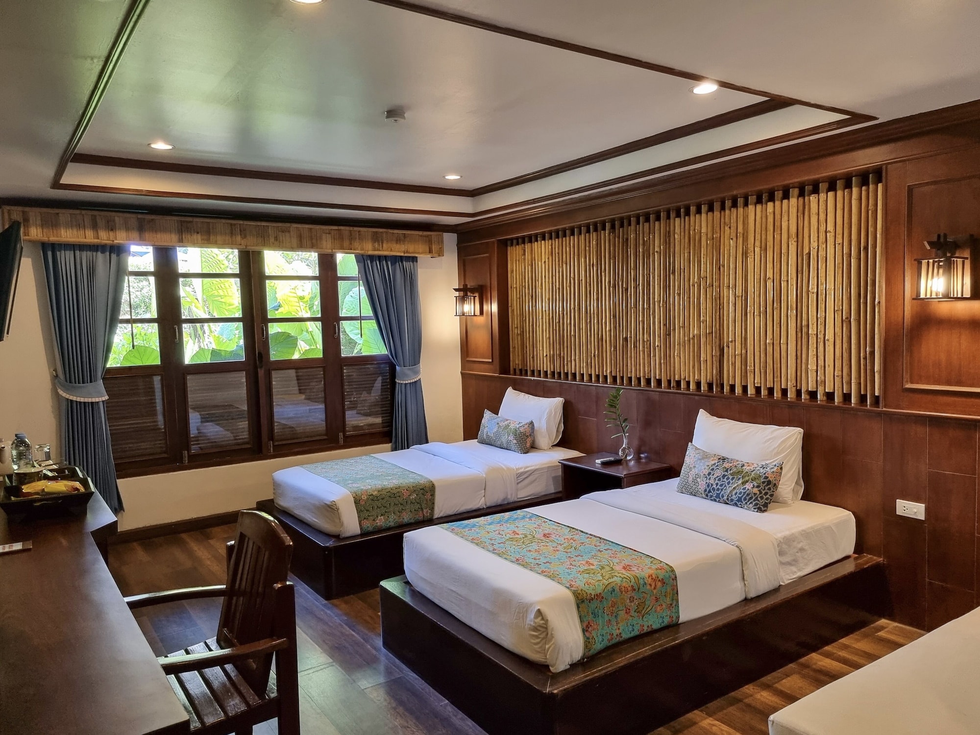 Superior, Twin Beds