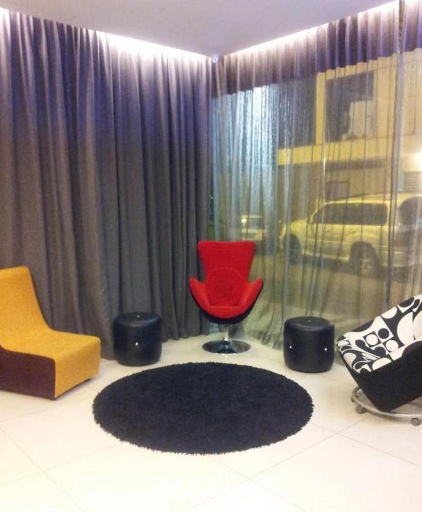 Hii-5 Hotel 15/19
