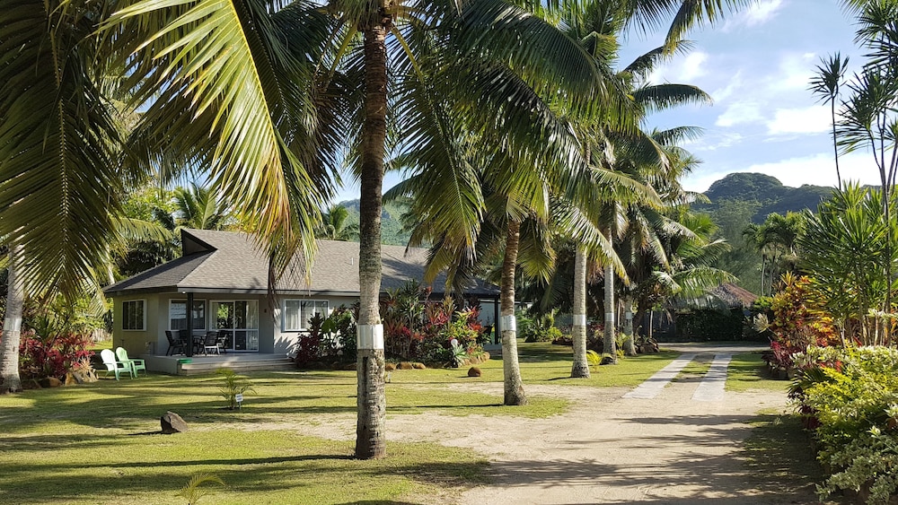 Lagoon Breeze Villas Formerly Lagoon Lodges 58/75