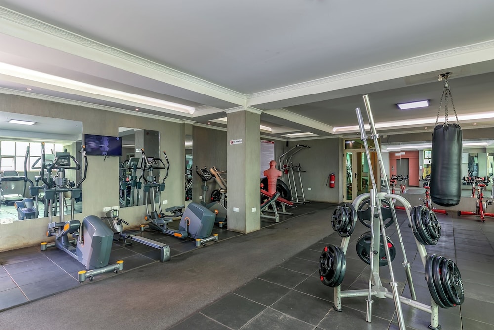 HBT Russel Hotel 32/50