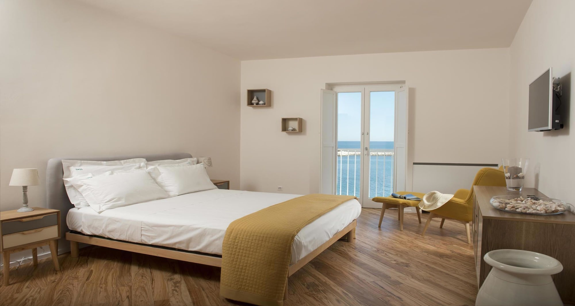 PANORAMIC, APARTMENT, SEA VIEW, KITCHEN