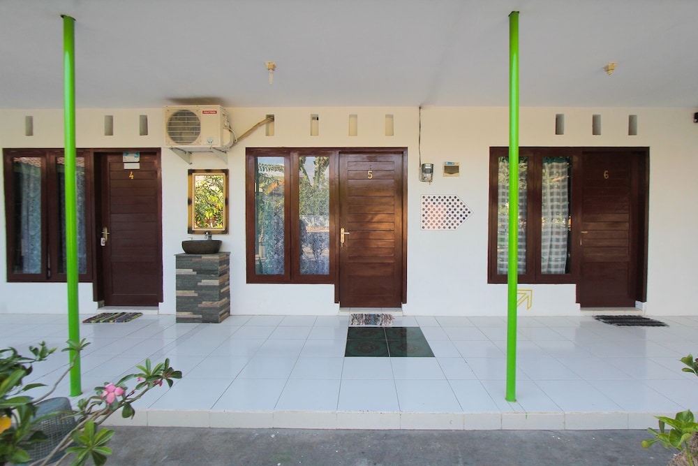 SPOT ON 2042 Zam Zam Family Syariah 2/27