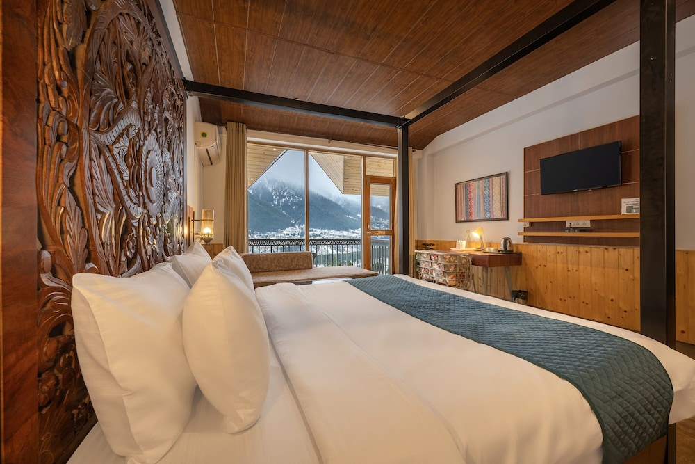 Echor Himalayan Heights Luxe Manali 31/50
