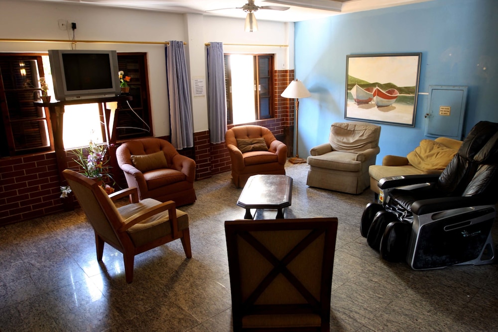 Hotel Aguas Vivas 36/52
