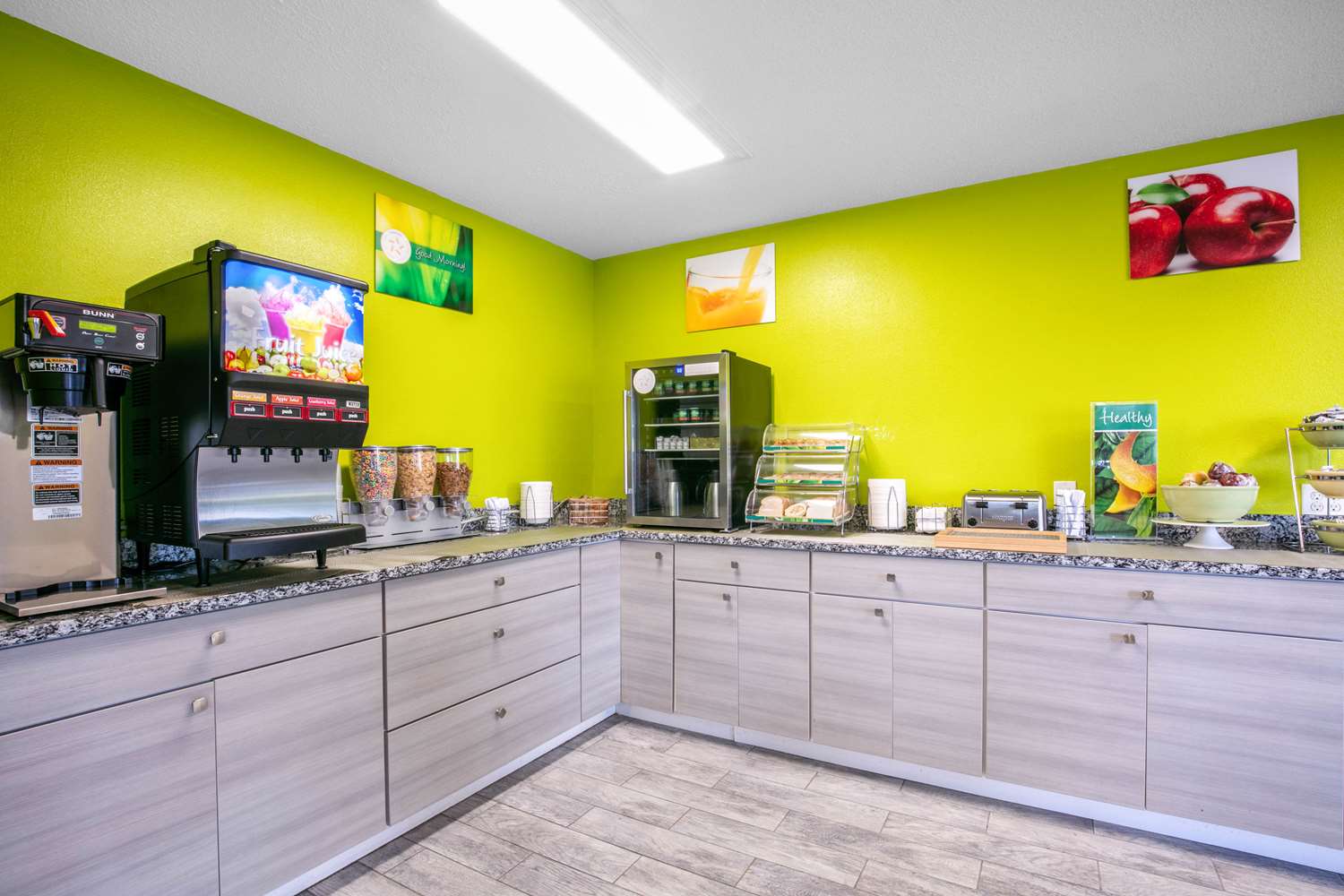 Quality Inn and Suites Metropolis I-24 24/25