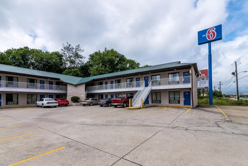Motel6 Attalla AL 53/63