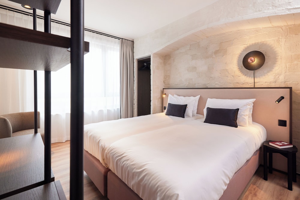 BEST WESTERN IMPERIAL 18/55