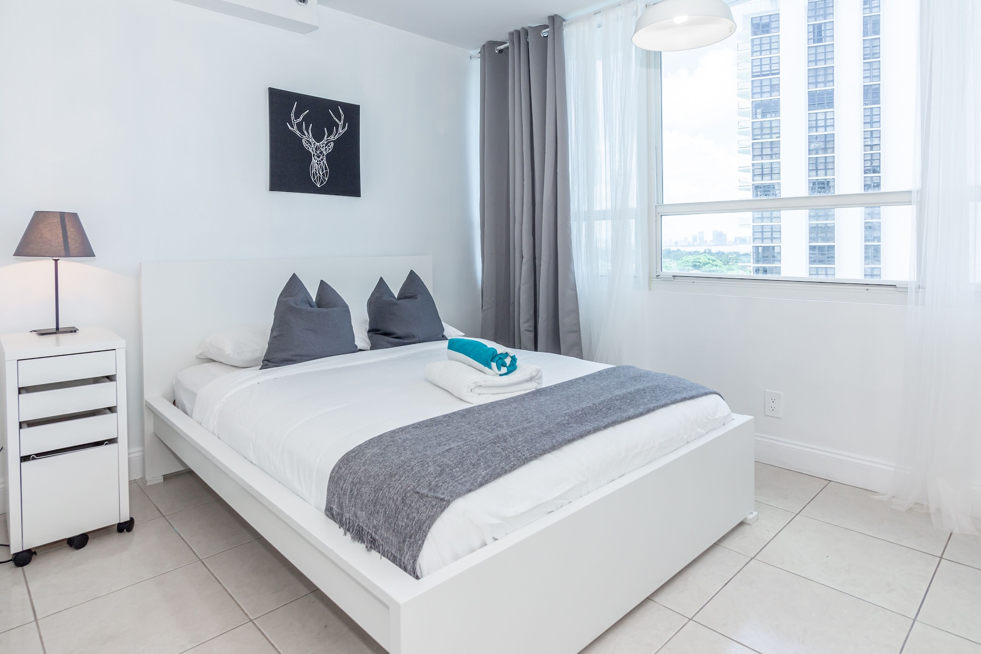 LUXURY, STUDIO, SUITE