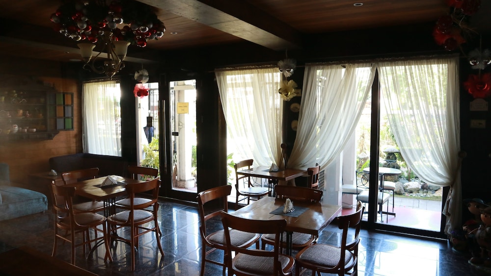 Rosvenil Hotel 35/39
