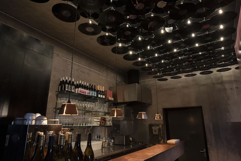Hotel Piet Hein Eek 7/50