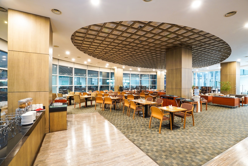 Gumi Century Hotel 40/50