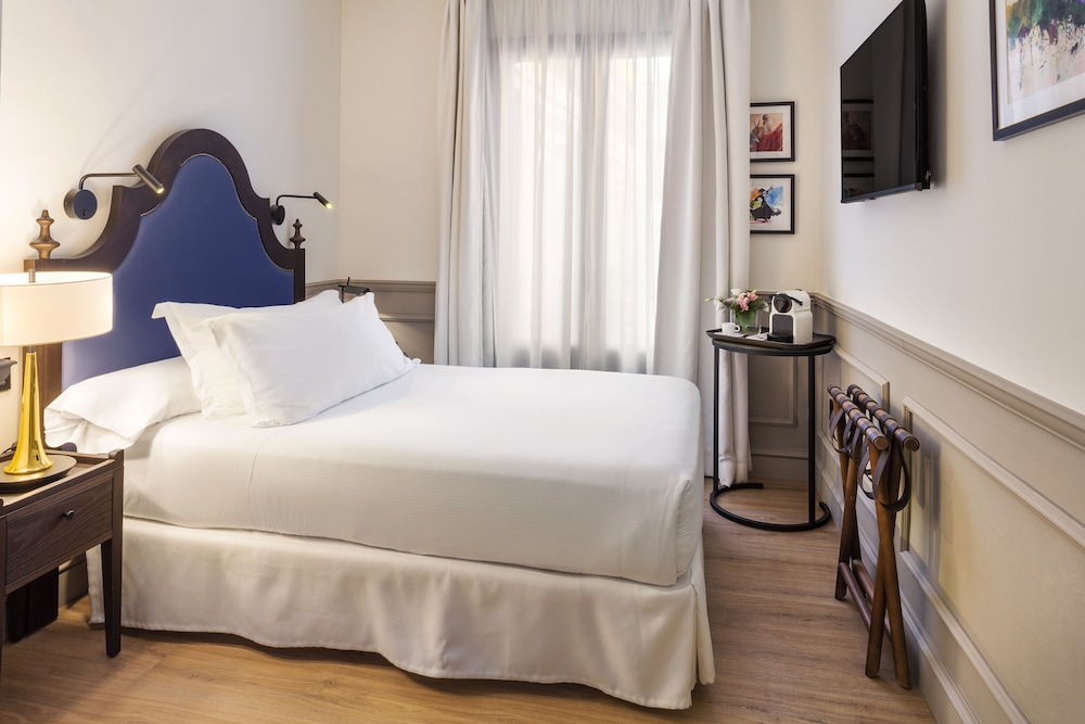 H10 Corregidor Boutique Hotel 27/65