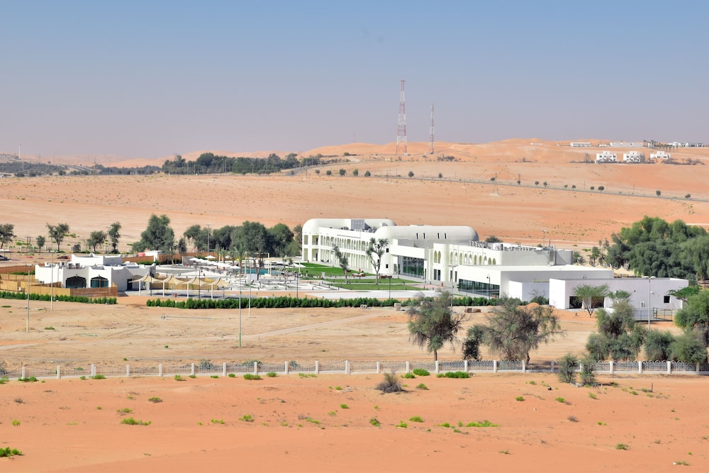 Western Hotel Liwa 38/50
