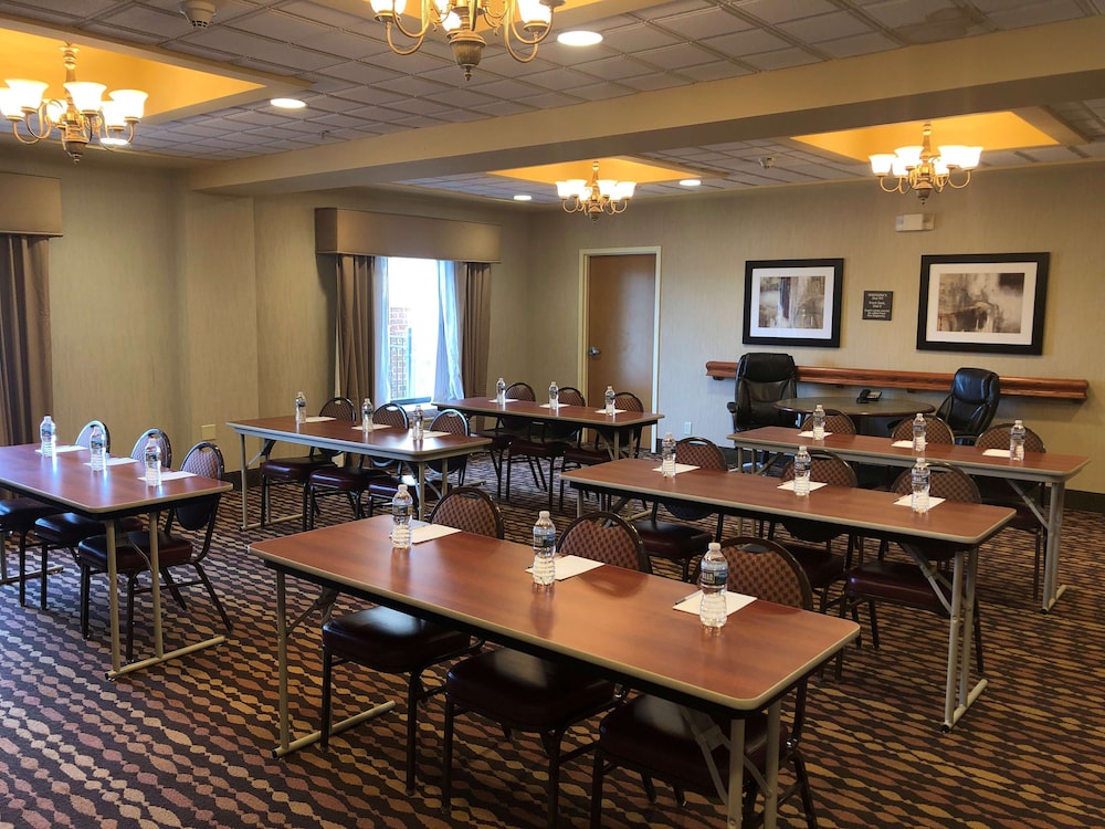 Hampton Inn Seaford 43/47