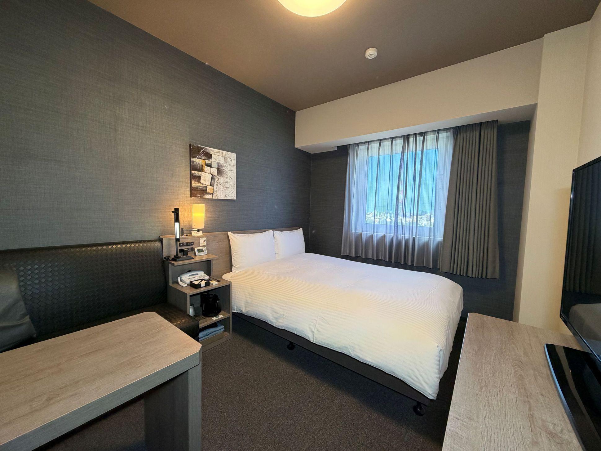 Semi Room, Standard, Semi Double Bed