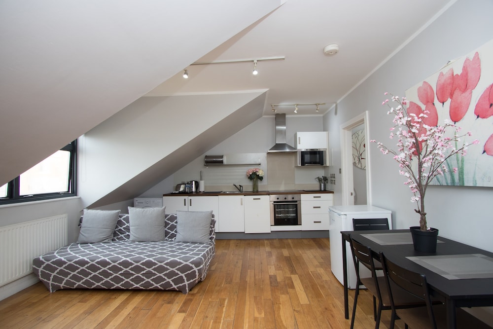 Westciti Croydon Serviced Apartments 5/50