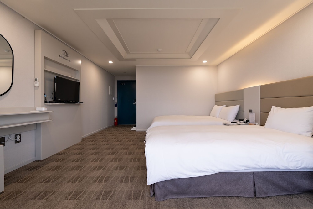Cocoon Hotel 14/50