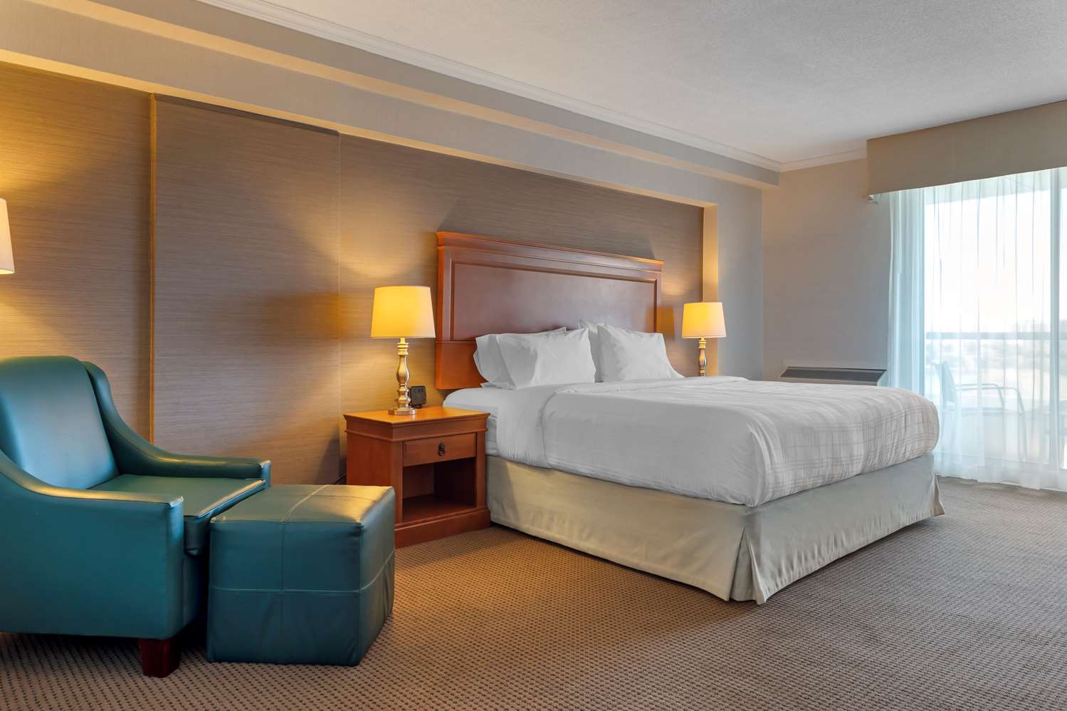 Best Western Plus Gatineau-Ottawa 6/21