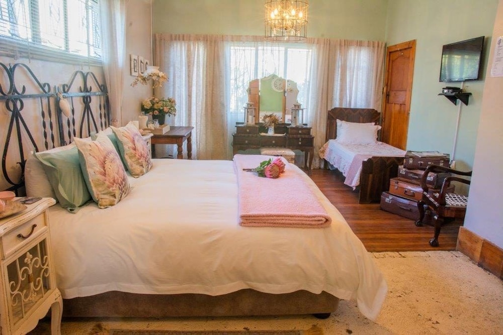 Mirabel Guesthouse 13/39