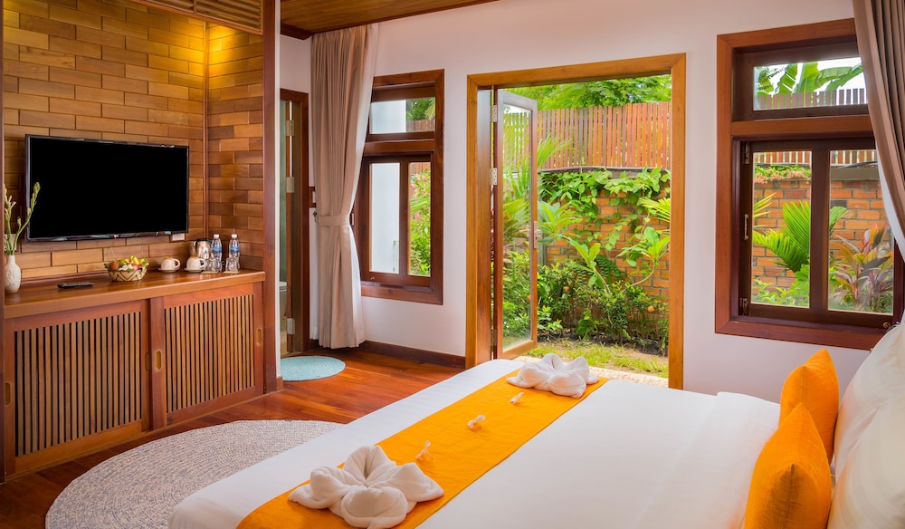 Khmer House Resort 3/50