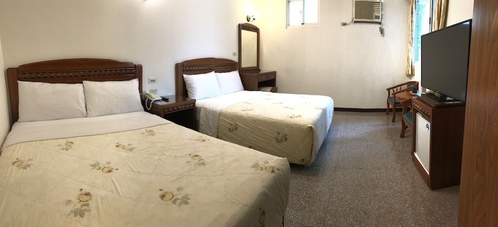 Chantai Hotel 14/44