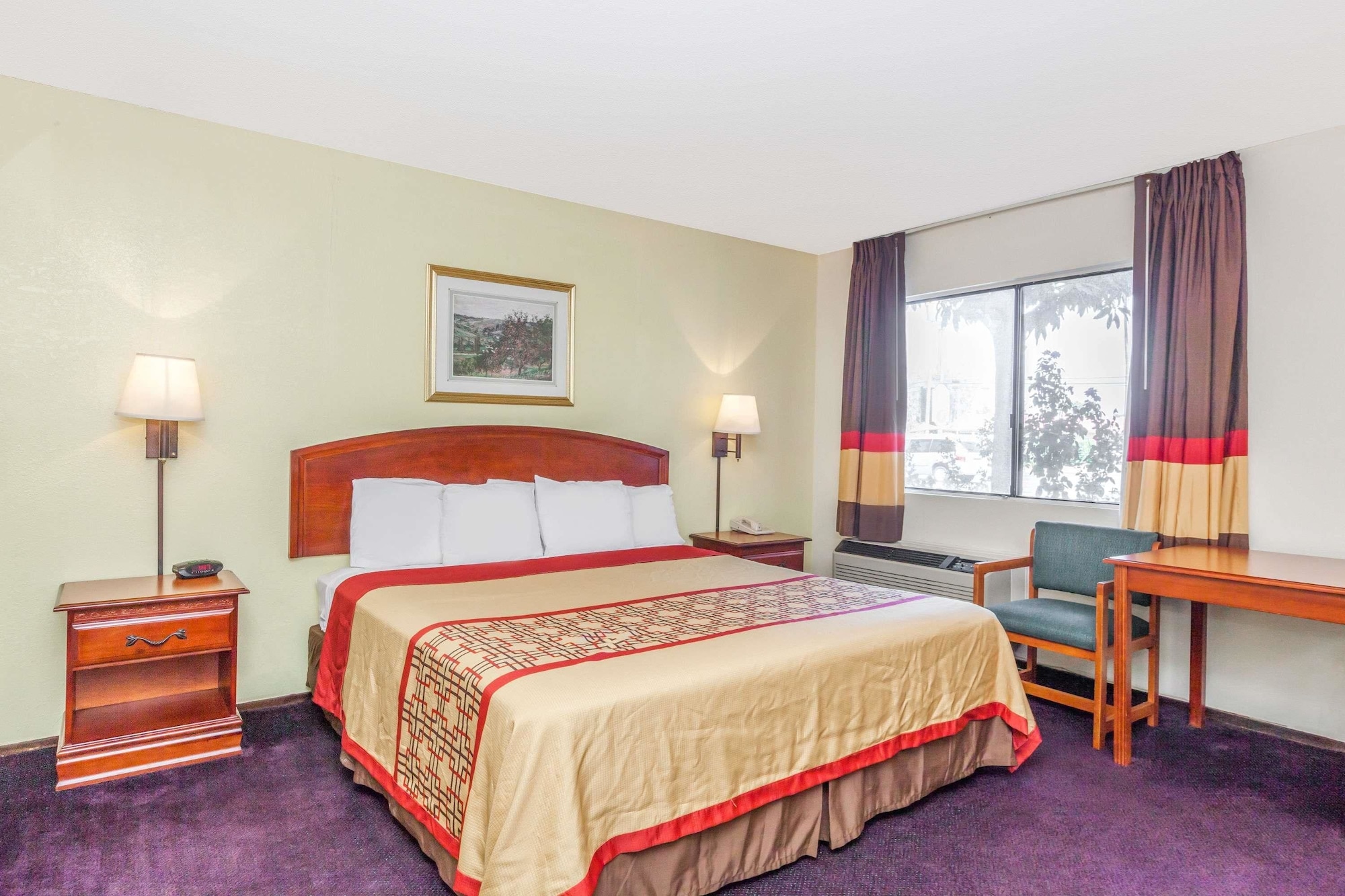ROOM, KING BED, ACCESSIBLE