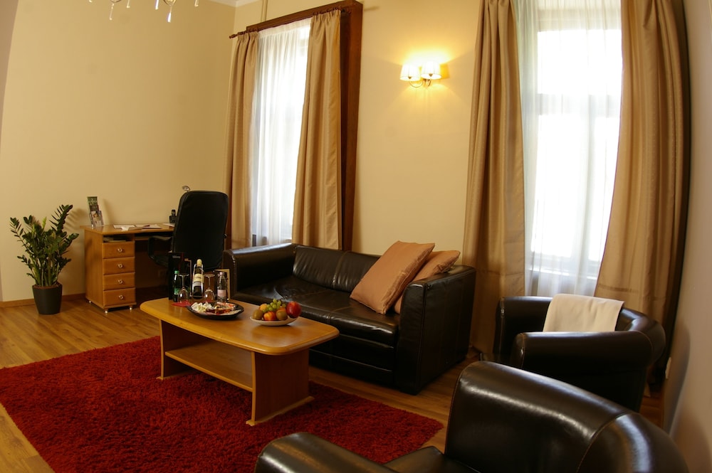 City Residence Apartment Hotel 33/50