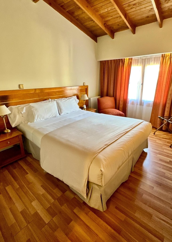 Hotel Nahuel Huapi 37/71