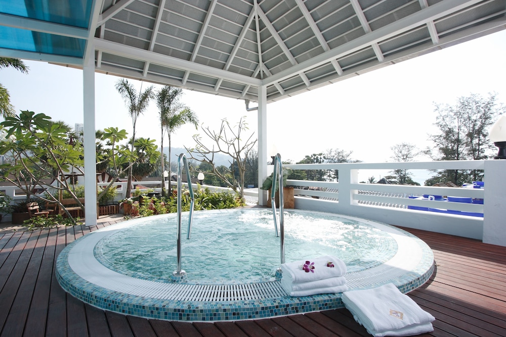 Rayaburi Hotel Patong 38/52