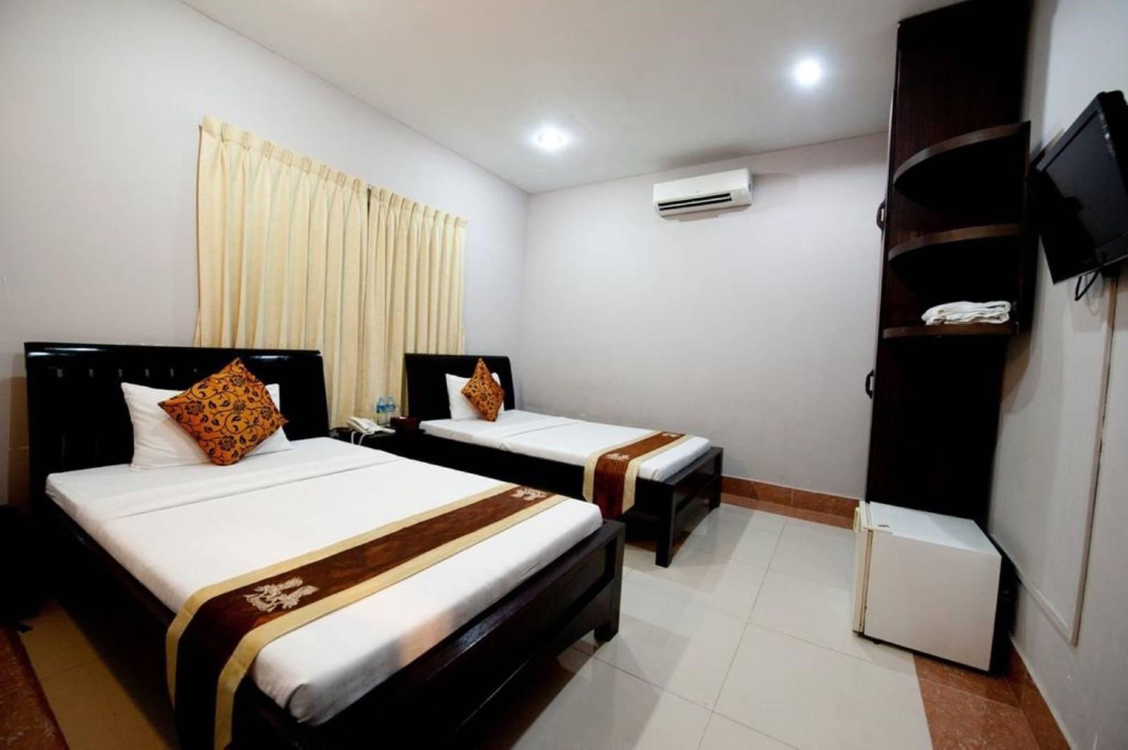 Wei Si Deng Hotel and Restaurant 7/19
