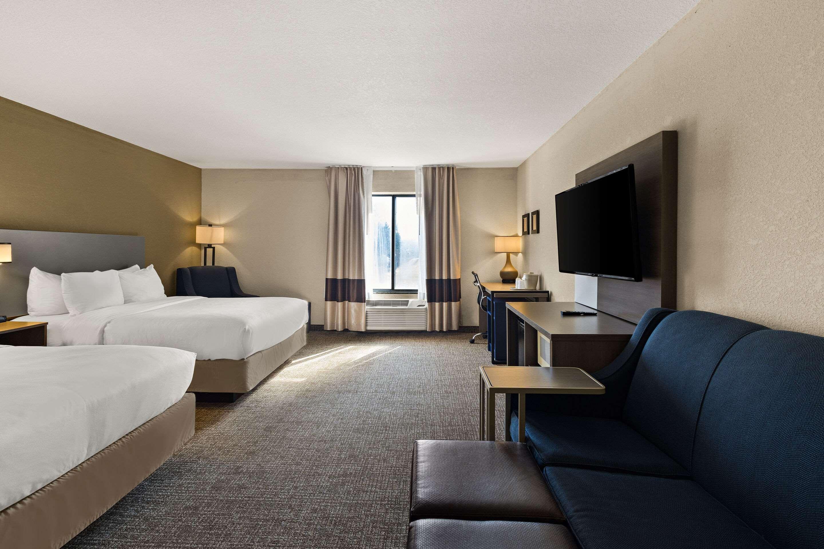 Suite, 2 Queen Beds