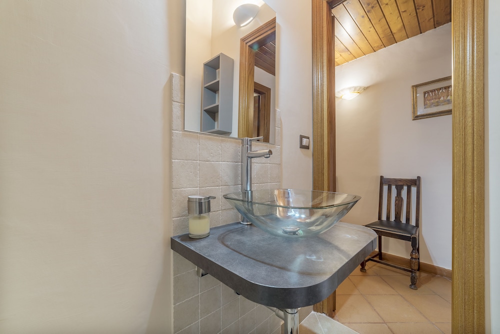 Villa Borghese Roomy Flat 27/28