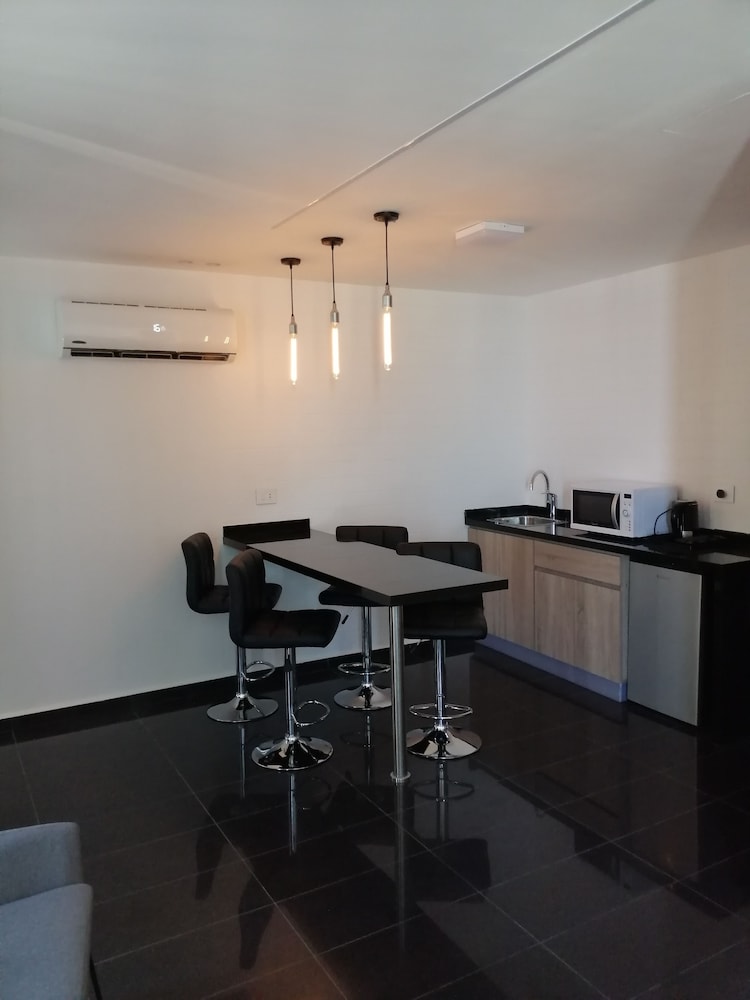 B Residence 36/43
