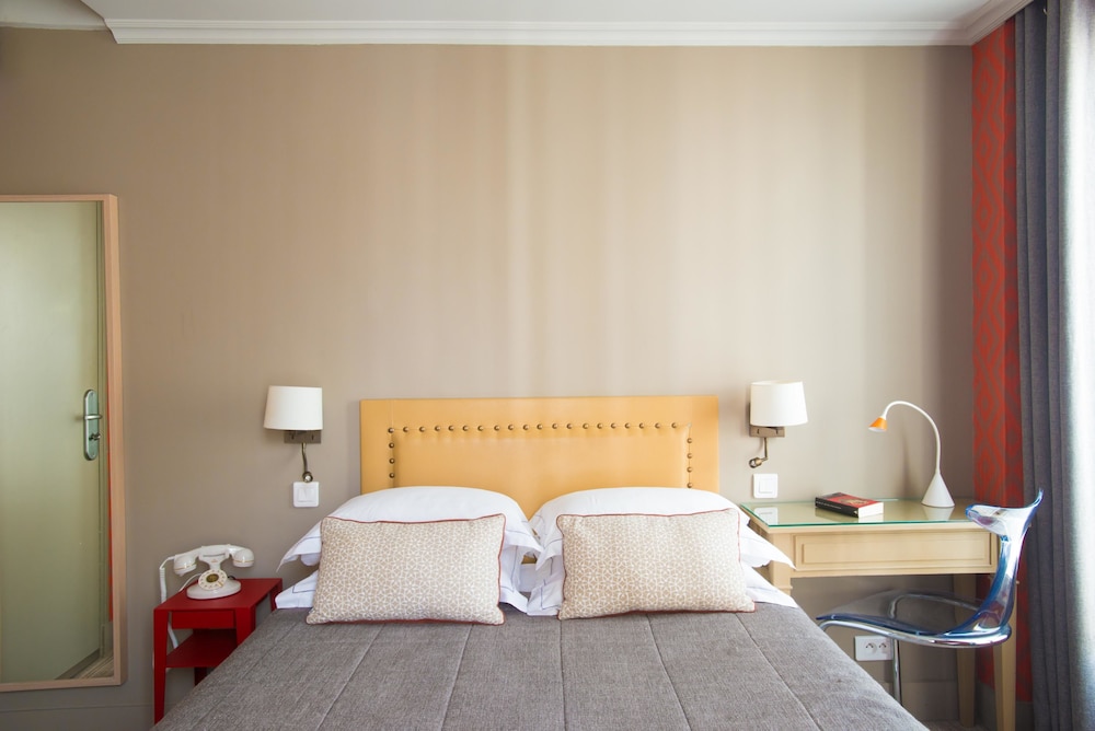 Hotel Apollon Montparnasse 24/43